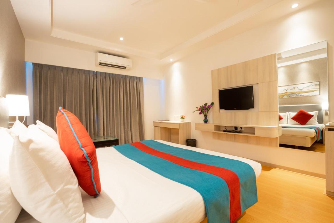 Freesia By Express Inn Pālghar Екстериор снимка