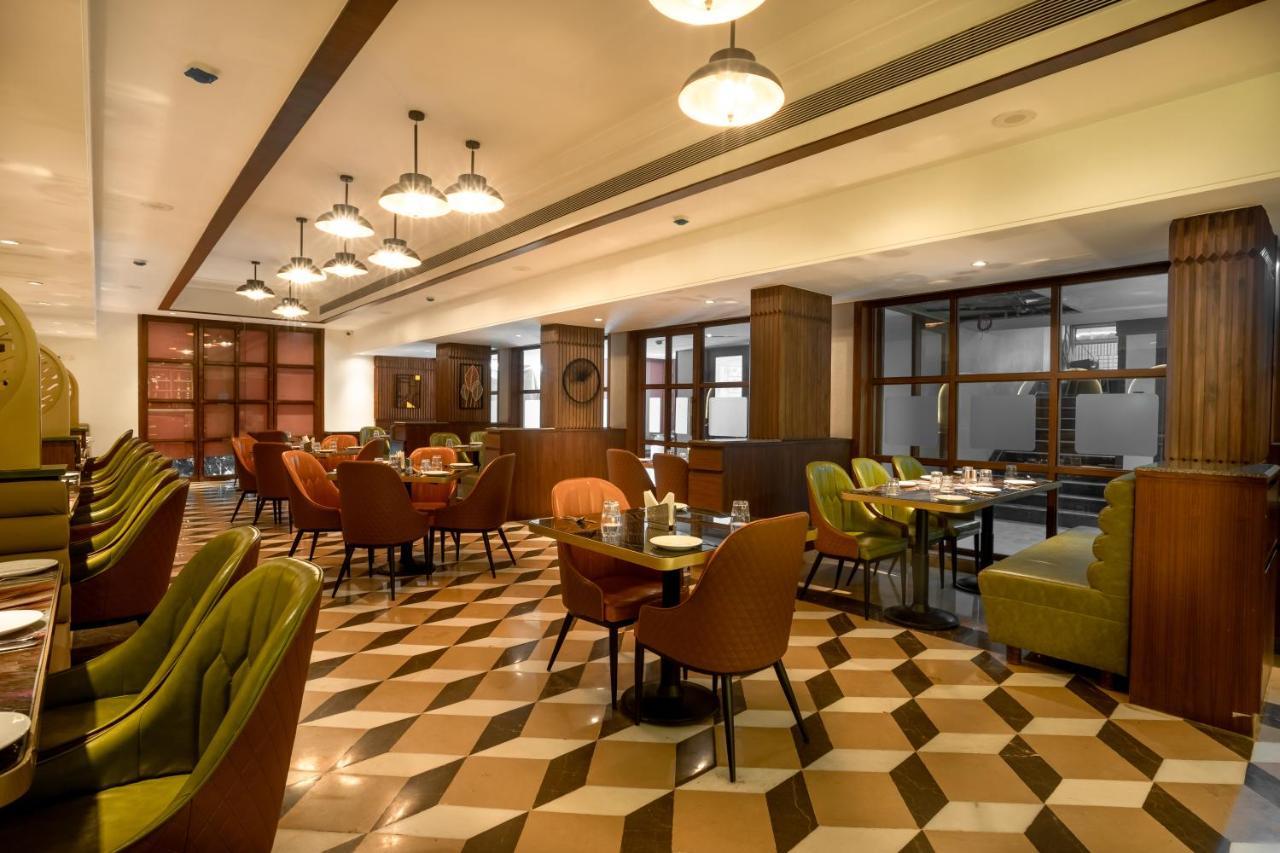 Freesia By Express Inn Pālghar Екстериор снимка