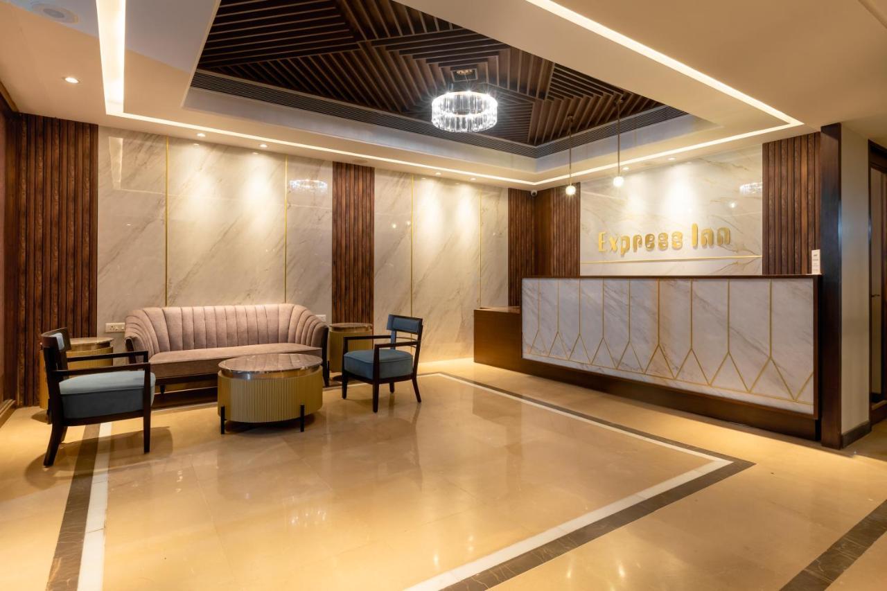 Freesia By Express Inn Pālghar Екстериор снимка